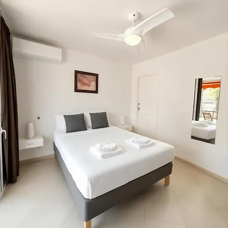 Appartement Sarah Parque Santiago I